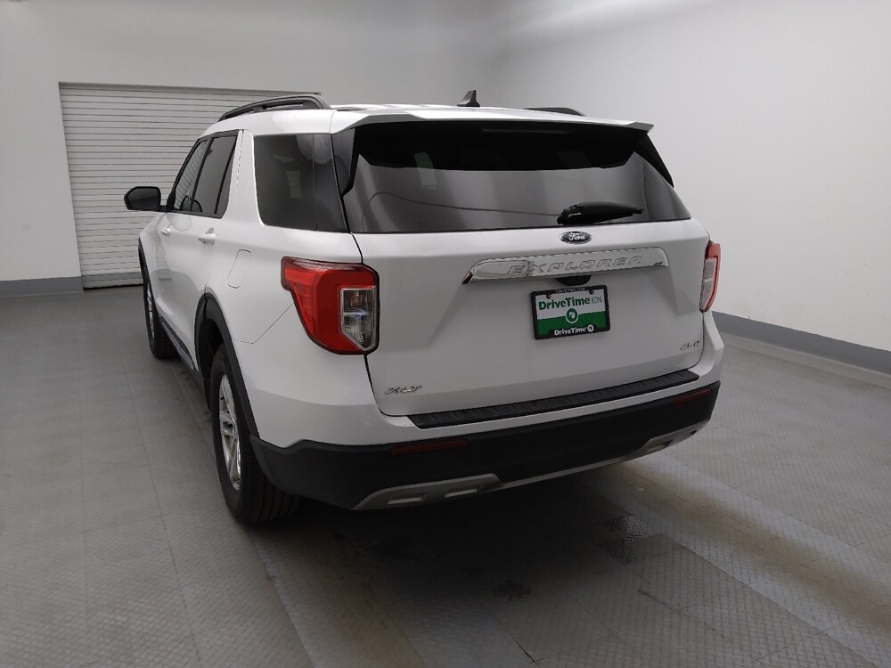 2023 Ford Explorer in Lakewood, CO 80215 - 18104924 6
