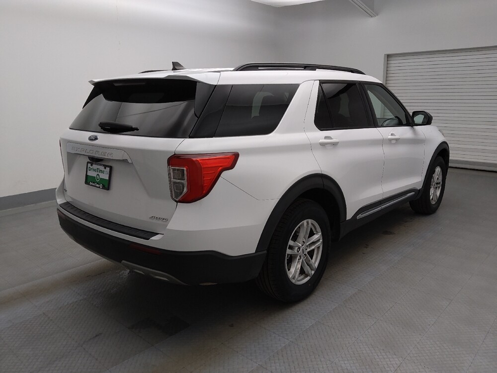 2023 Ford Explorer in Lakewood, CO 80215 - 18104924 9