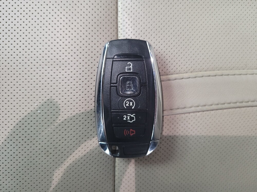 2018 Lincoln MKX in Memphis, TN 38115 - 18104929 32