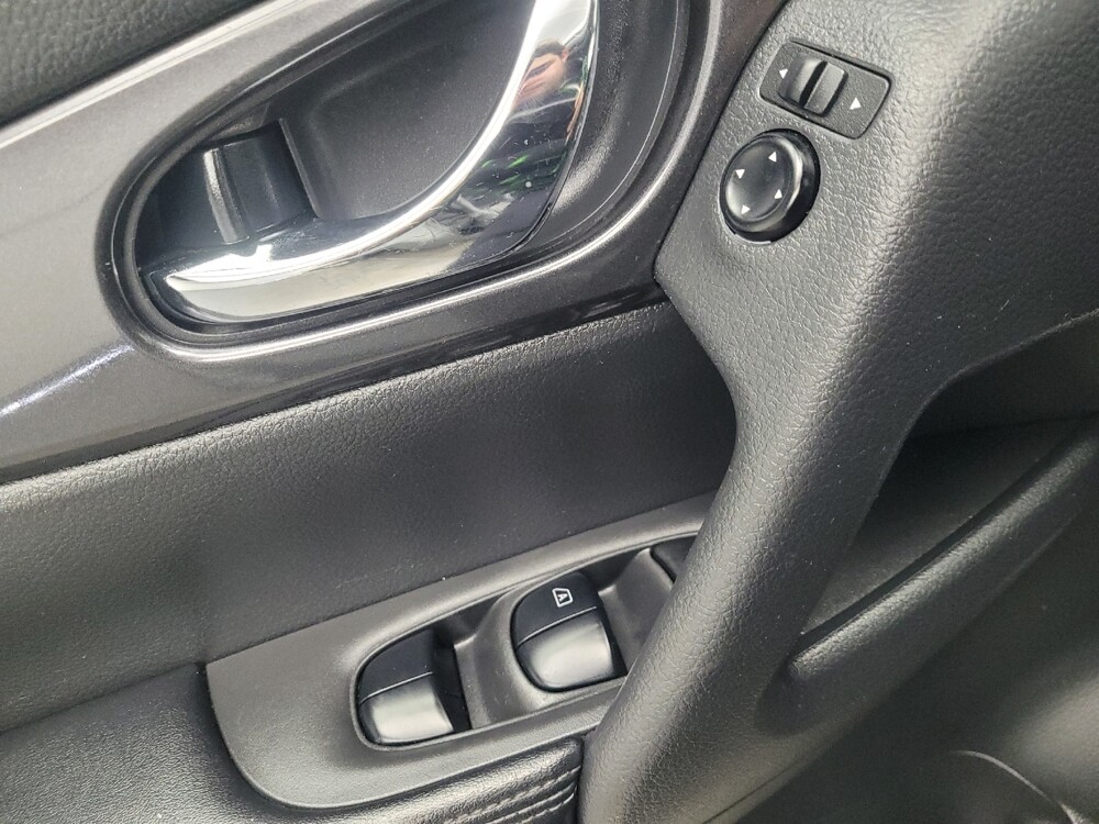 2020 Nissan Rogue in Memphis, TN 38128 - 18104934 27