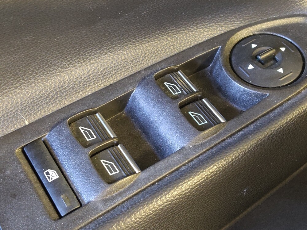 2017 Ford Escape in Live Oak, TX 78233 - 18104940 27