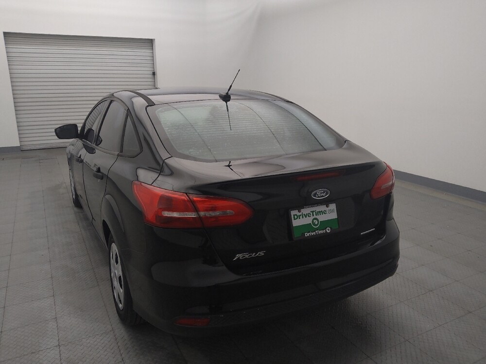2016 Ford Focus in Houston, TX 77060 - 18104941 6