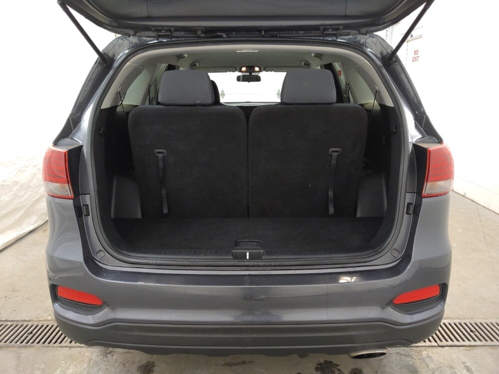 2019 Kia Sorento in Cincinnati, OH 45255 - 18104953 29