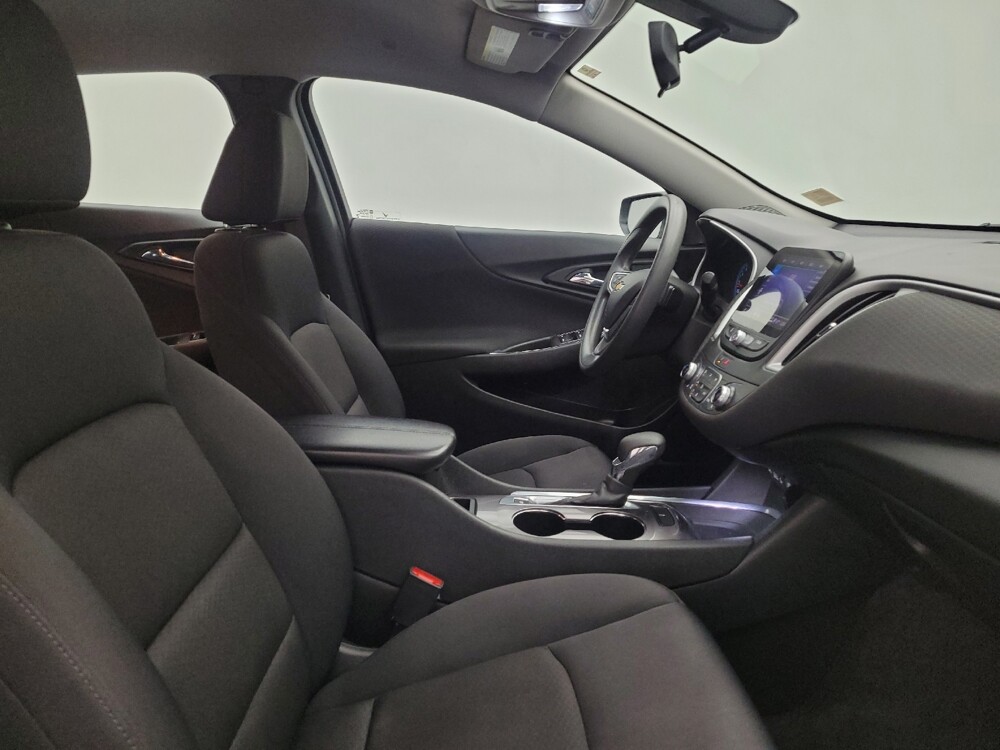 2022 Chevrolet Malibu in Columbus, OH 43228 - 18104961 21