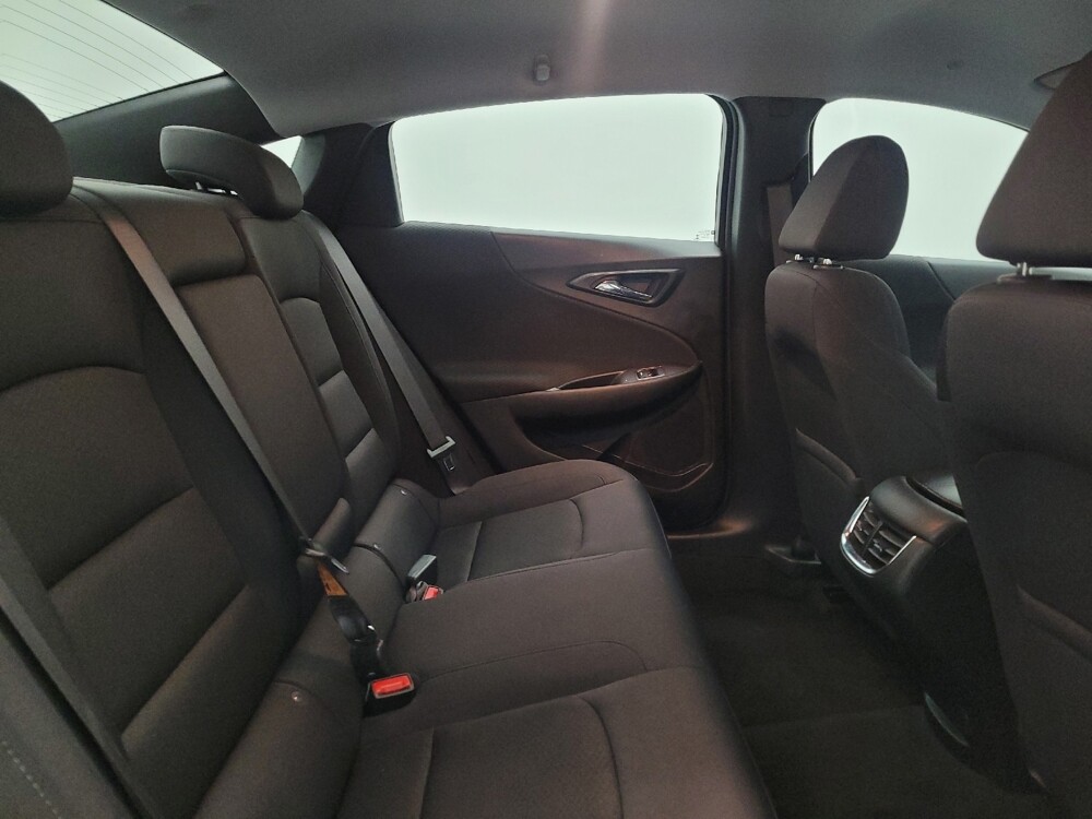 2022 Chevrolet Malibu in Columbus, OH 43228 - 18104961 19