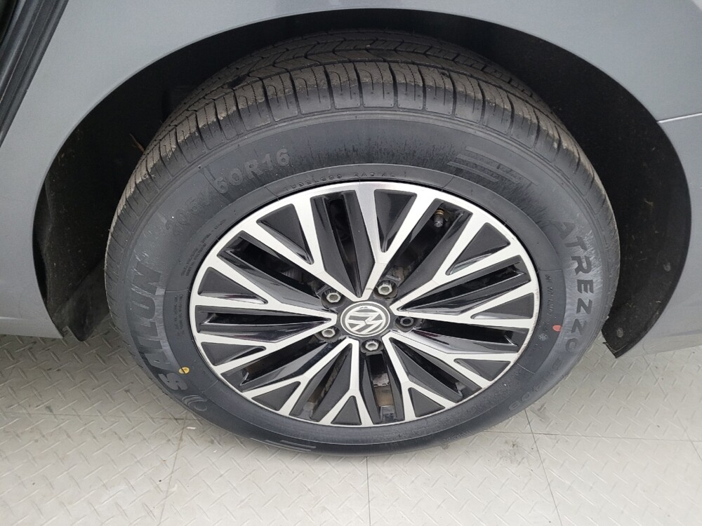 2019 Volkswagen Jetta in Cincinnati, OH 45255 - 18104962 31