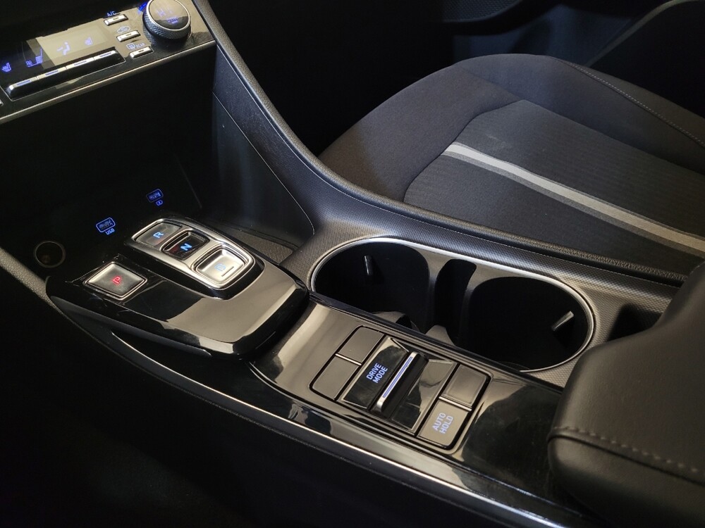 2021 Hyundai Sonata in Cincinnati, OH 45255 - 18104967 26