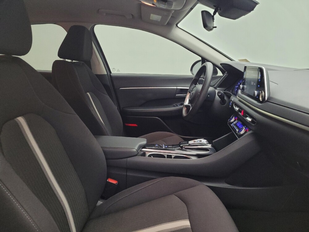 2021 Hyundai Sonata in Cincinnati, OH 45255 - 18104967 21