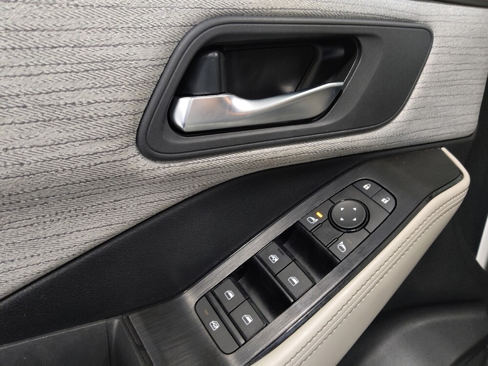 2023 Nissan Rogue in Columbus, OH 43228 - 18104968 27