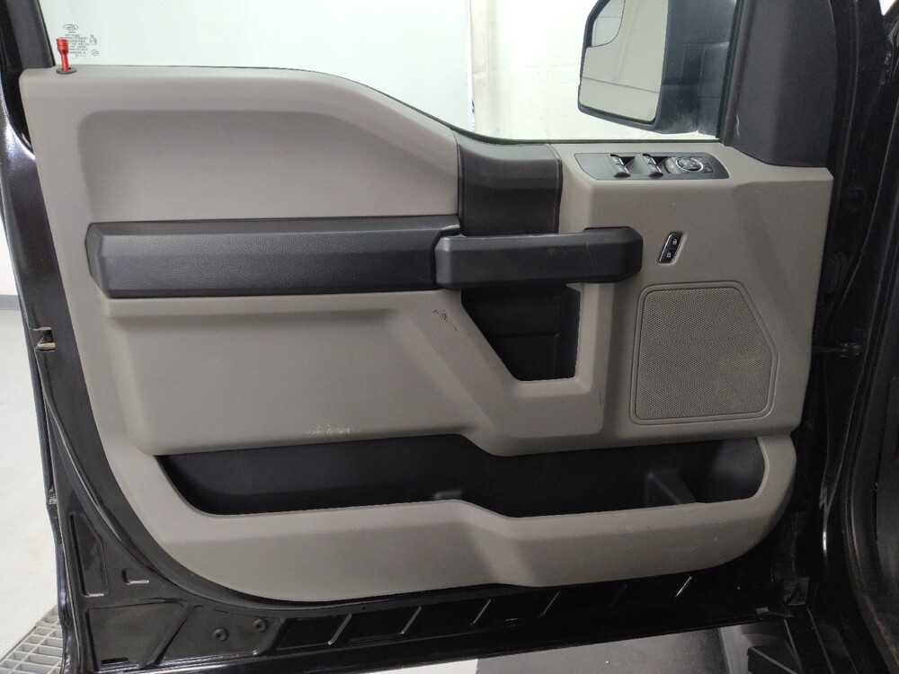 2019 Ford F150 in St. Louis, MO 63125 - 18104972 27