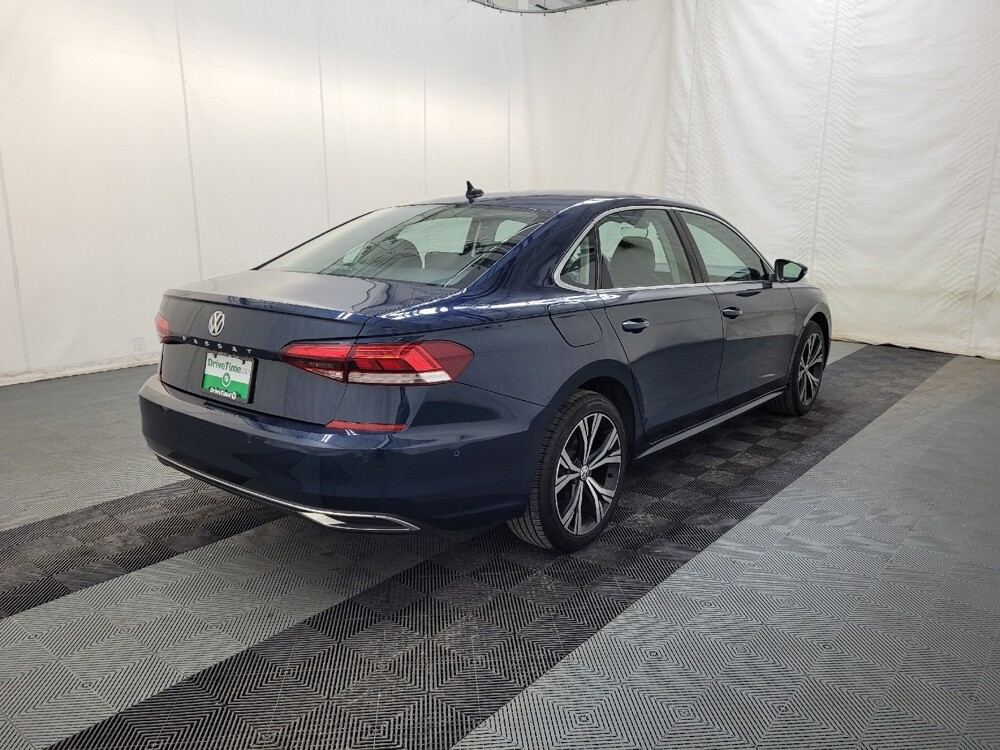 2020 Volkswagen Passat in Langhorne, PA 19047 - 18104988 9