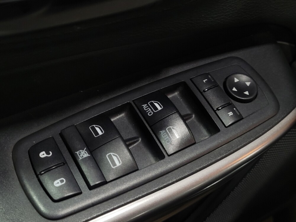 2019 Jeep Cherokee in Henrico, VA 23223 - 18104991 27