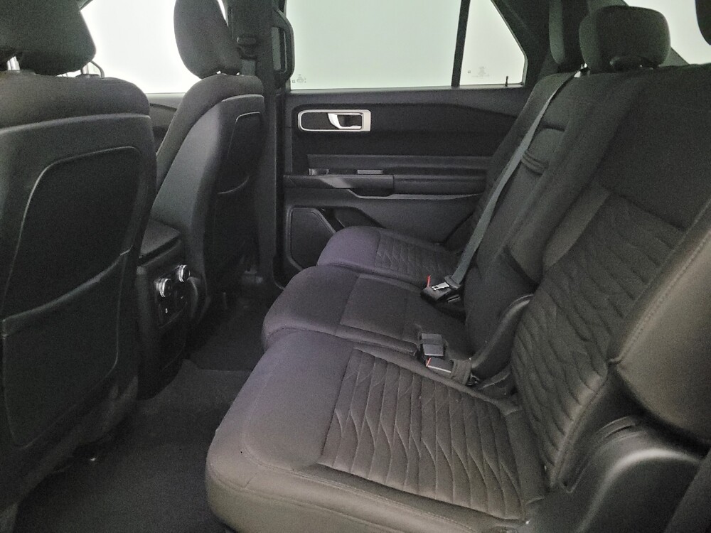 2020 Ford Explorer in Temple Hills, MD 20746 - 18104992 18