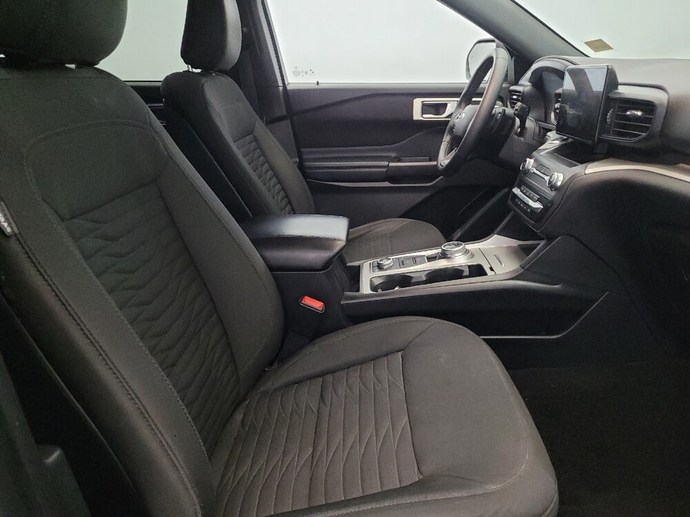 2020 Ford Explorer in Temple Hills, MD 20746 - 18104992 21