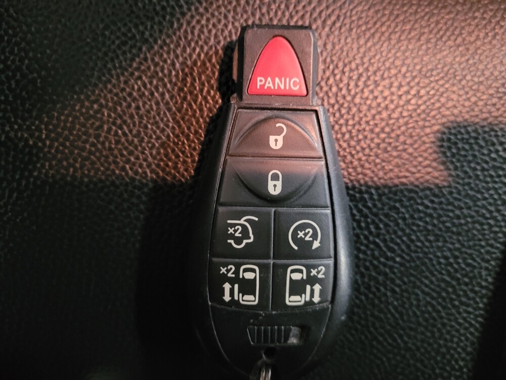 2018 Dodge Grand Caravan in New Castle, DE 19720 - 18104995 32