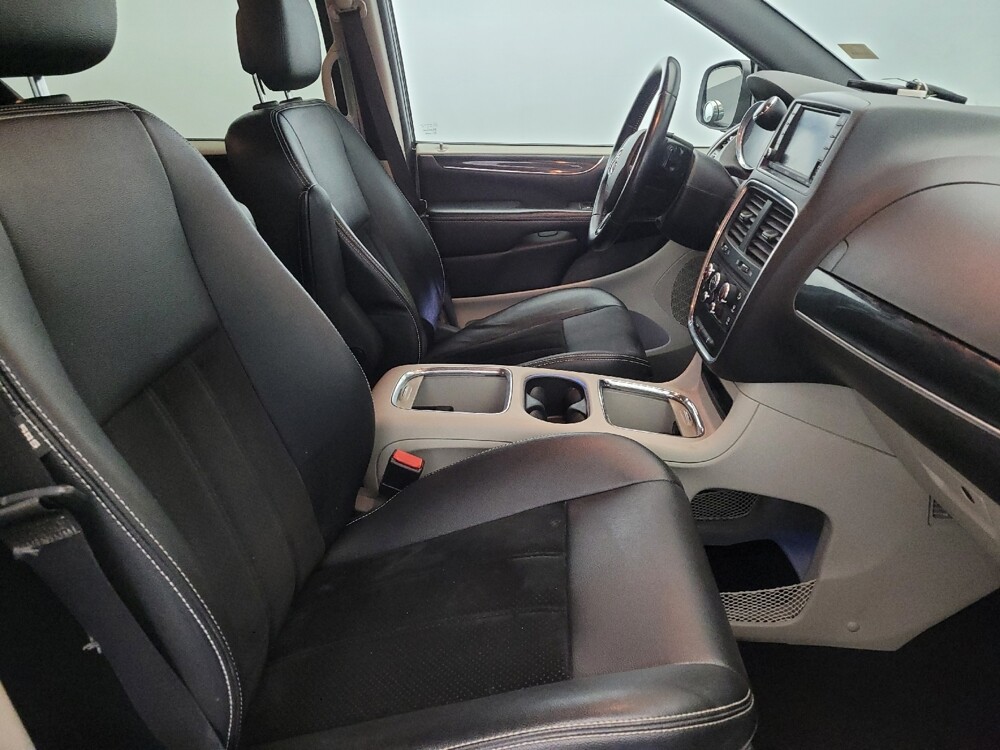 2018 Dodge Grand Caravan in New Castle, DE 19720 - 18104995 21