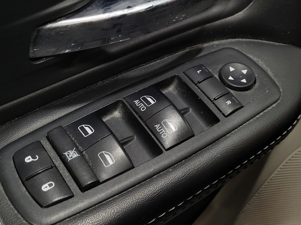 2018 Dodge Grand Caravan in New Castle, DE 19720 - 18104995 27