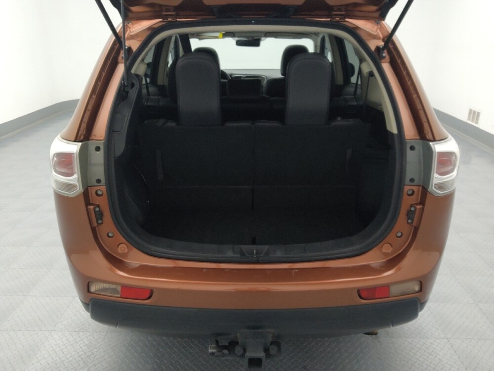 2014 Mitsubishi Outlander in Topeka, KS 66611 - 18105001 29