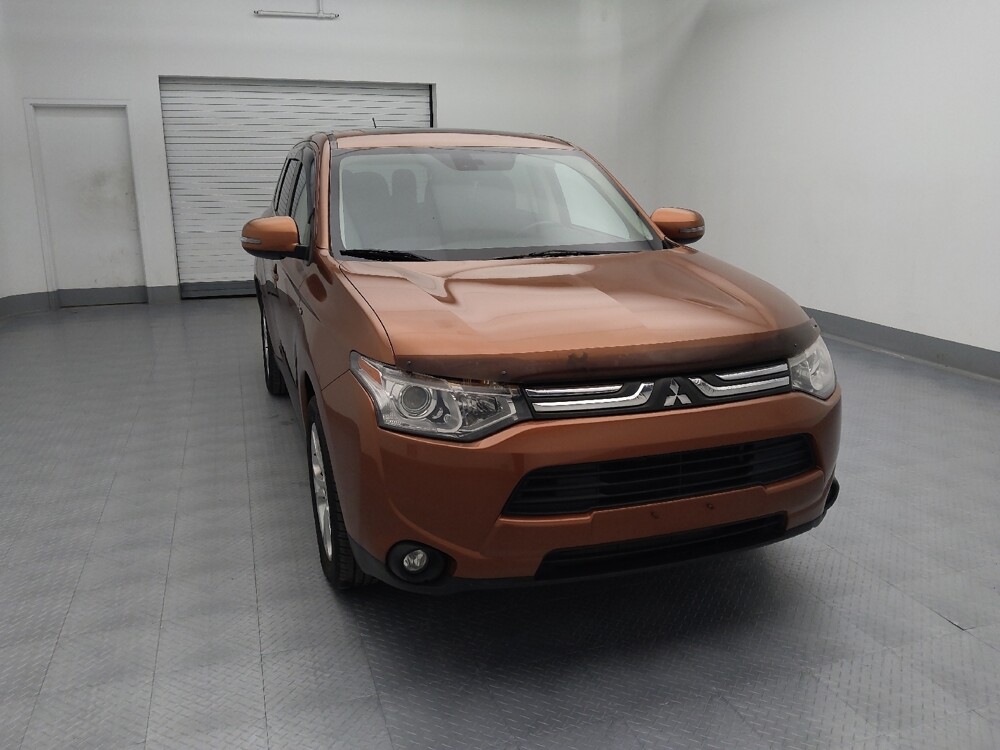 2014 Mitsubishi Outlander in Topeka, KS 66611 - 18105001 14