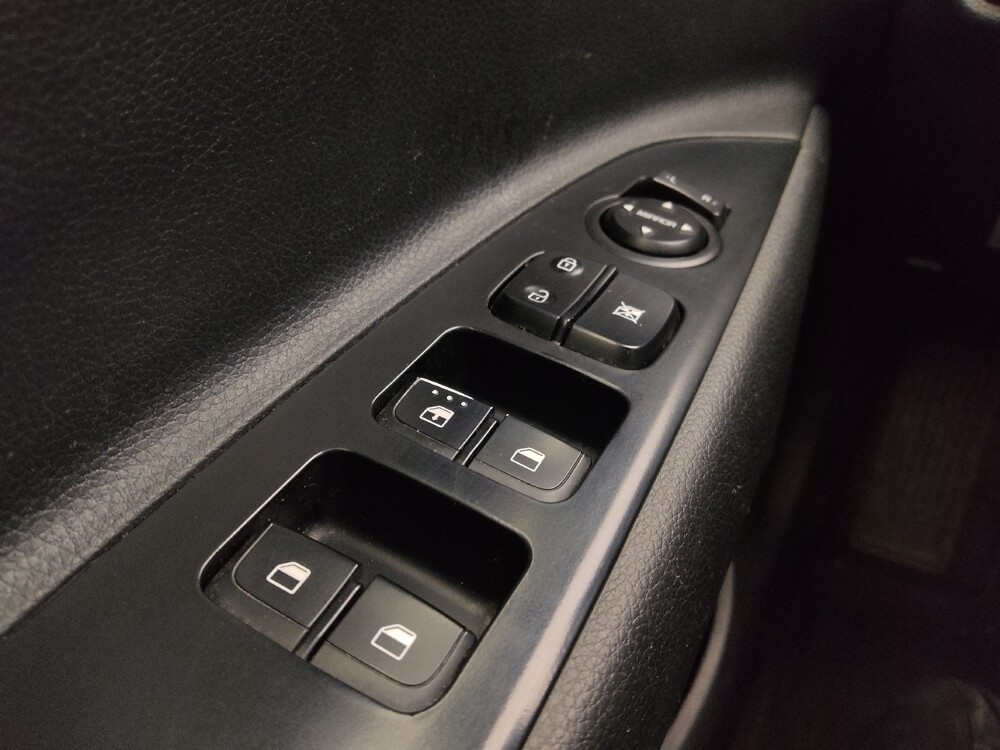 2019 Kia Rio in Gladstone, MO 64118 - 18105002 27