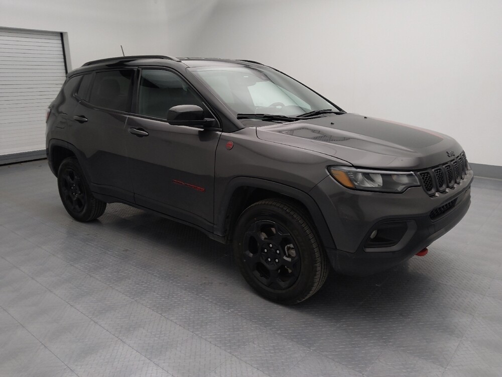 2024 Jeep Compass in Springfield, MO 65807 - 18105003 11
