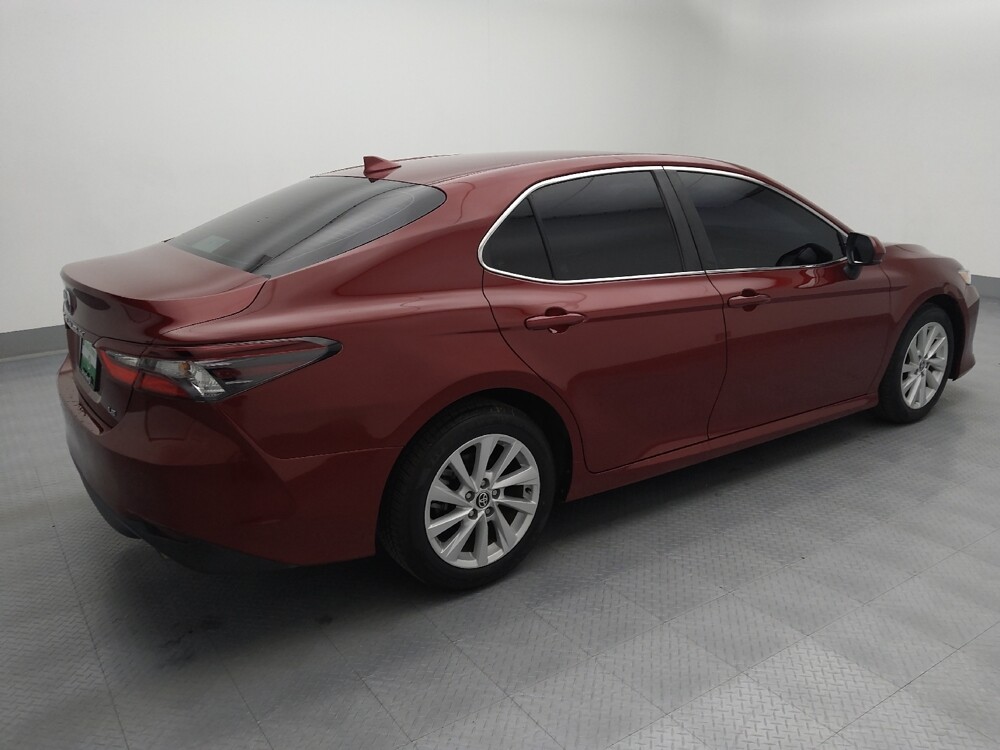 2022 Toyota Camry in Springfield, MO 65807 - 18105004 10