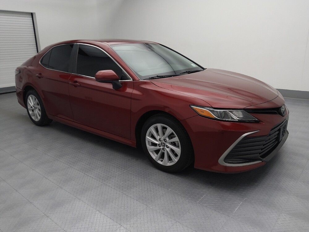 2022 Toyota Camry in Springfield, MO 65807 - 18105004 11