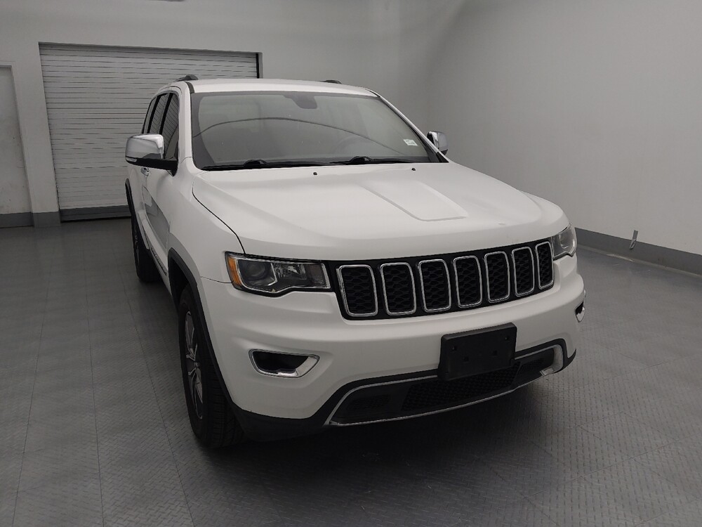 2018 Jeep Grand Cherokee in Gladstone, MO 64118 - 18105005 14