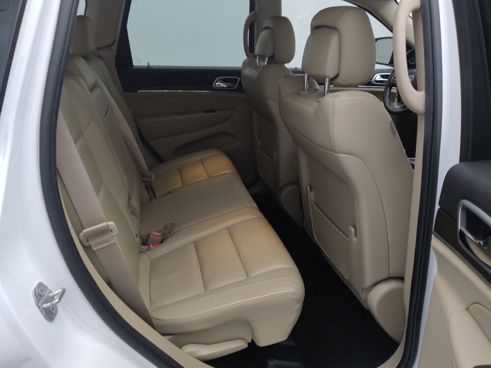 2018 Jeep Grand Cherokee in Gladstone, MO 64118 - 18105005 19