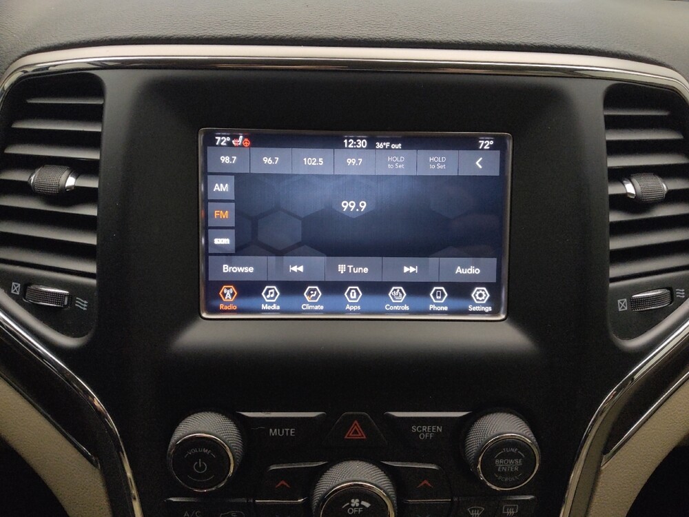 2018 Jeep Grand Cherokee in Gladstone, MO 64118 - 18105005 25