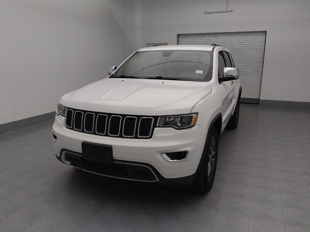 2018 Jeep Grand Cherokee in Gladstone, MO 64118 - 18105005 15