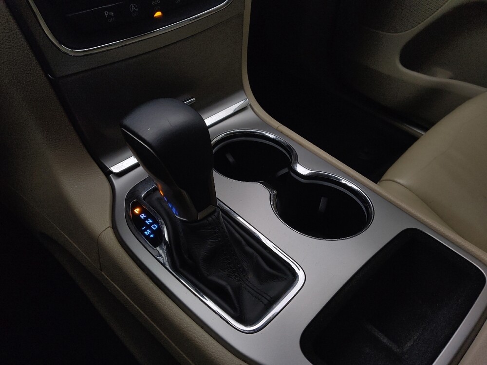 2018 Jeep Grand Cherokee in Gladstone, MO 64118 - 18105005 26