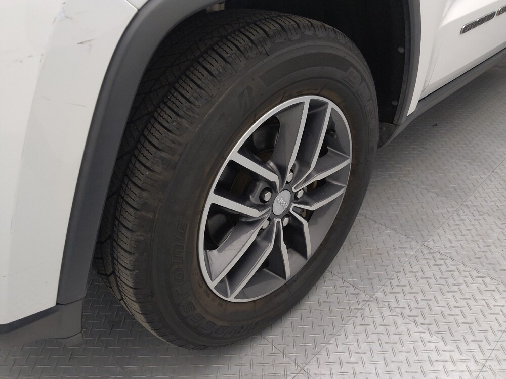 2018 Jeep Grand Cherokee in Gladstone, MO 64118 - 18105005 31