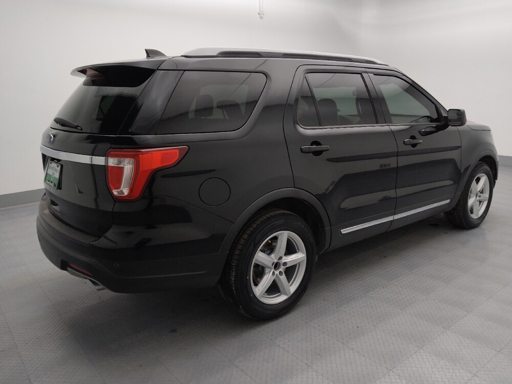 2018 Ford Explorer in Independence, MO 64055 - 18105007 10