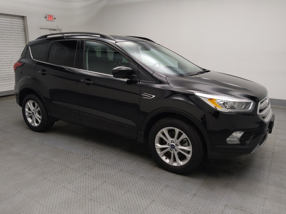 2019 Ford Escape in Lombard, IL 60148 - 18105012 11