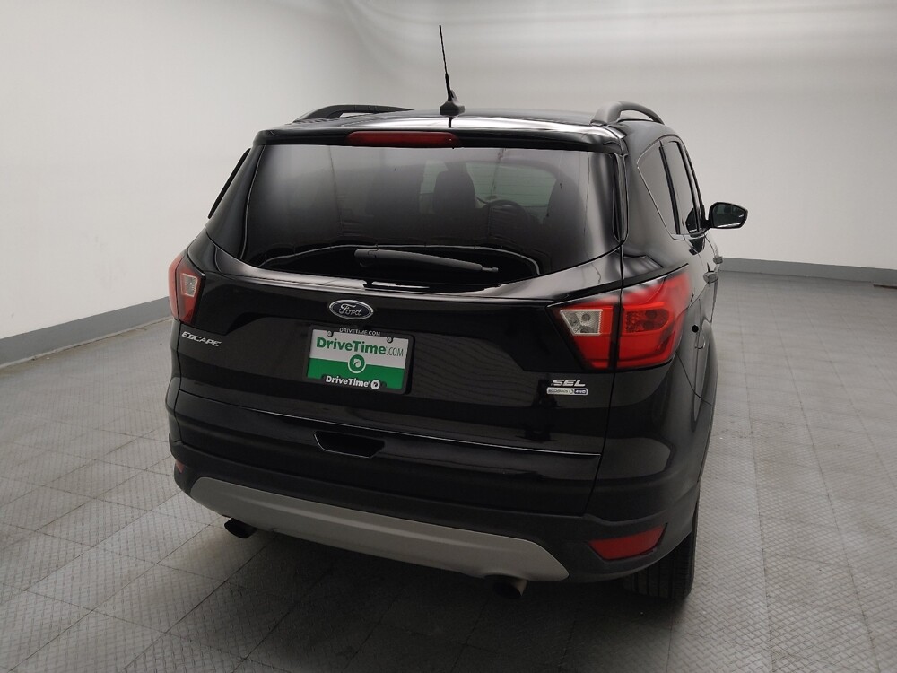 2019 Ford Escape in Lombard, IL 60148 - 18105012 7