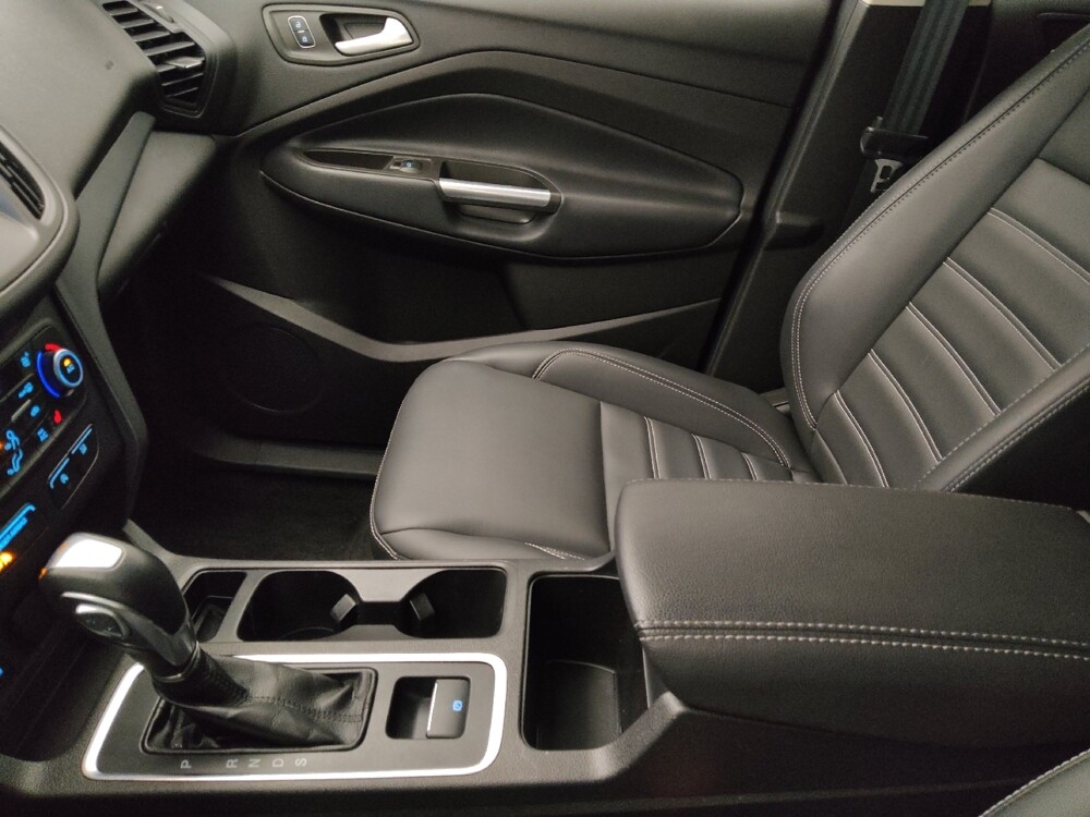 2019 Ford Escape in Lombard, IL 60148 - 18105012 26