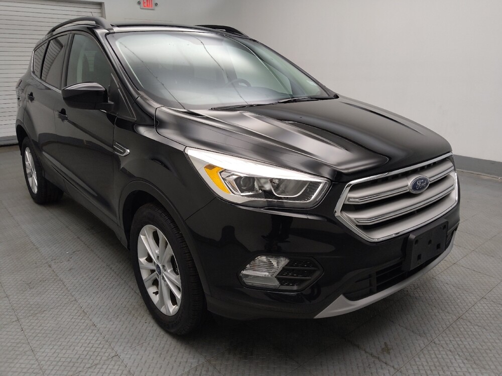2019 Ford Escape in Lombard, IL 60148 - 18105012 13
