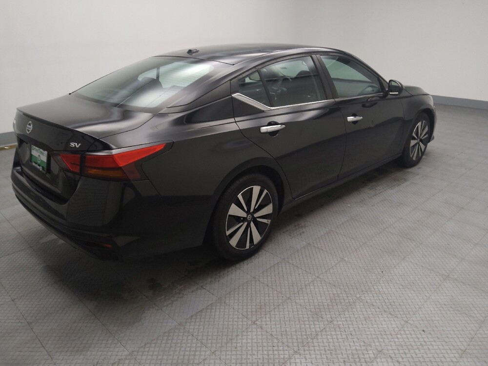 2021 Nissan Altima in Midlothian, IL 60445 - 18105013 10