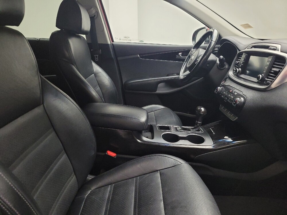 2018 Kia Sorento in Taylor, MI 48180 - 18105017 21