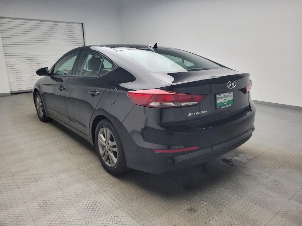2018 Hyundai Elantra in Taylor, MI 48180 - 18105018 5