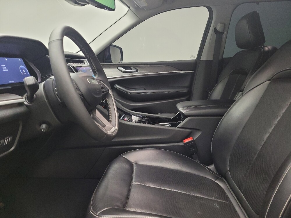 2023 Jeep Grand Cherokee L in Taylor, MI 48180 - 18105021 17