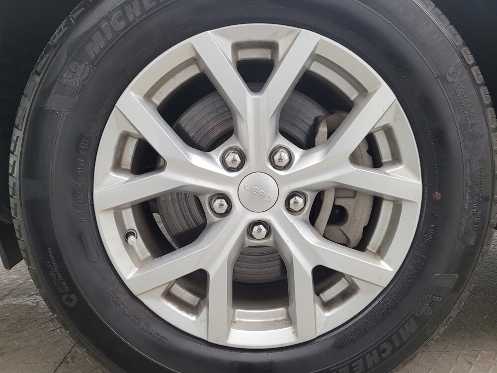 2023 Jeep Grand Cherokee L in Taylor, MI 48180 - 18105021 31