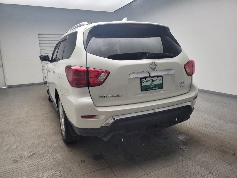 2019 Nissan Pathfinder in Eastpointe, MI 48021 - 18105023 6