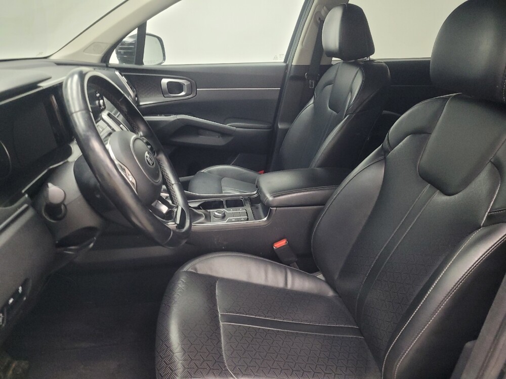 2021 Kia Sorento in Indianapolis, IN 46222 - 18105025 17