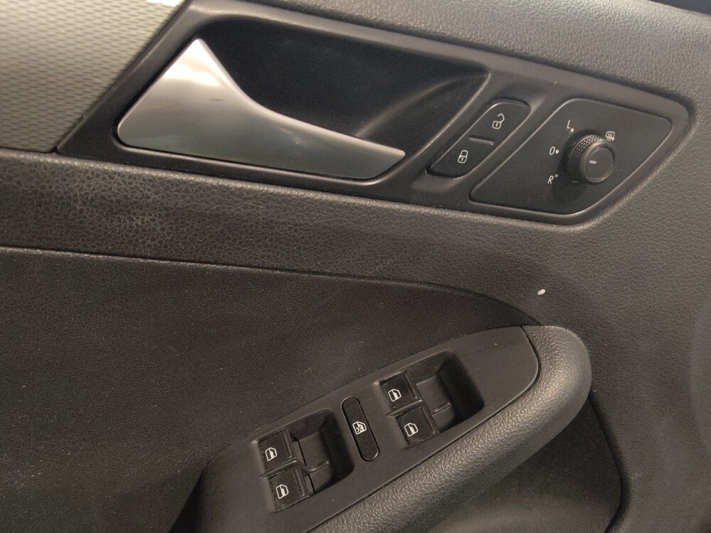 2018 Volkswagen Jetta in Lewisville, TX 75067 - 18105026 27