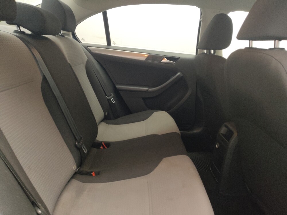 2018 Volkswagen Jetta in Lewisville, TX 75067 - 18105026 19