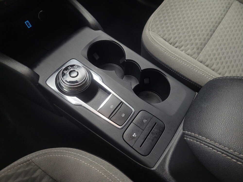 2020 Ford Escape in Indianapolis, IN 46219 - 18105027 26