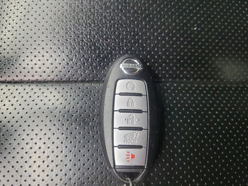 2018 Nissan Murano in Indianapolis, IN 46219 - 18105028 32