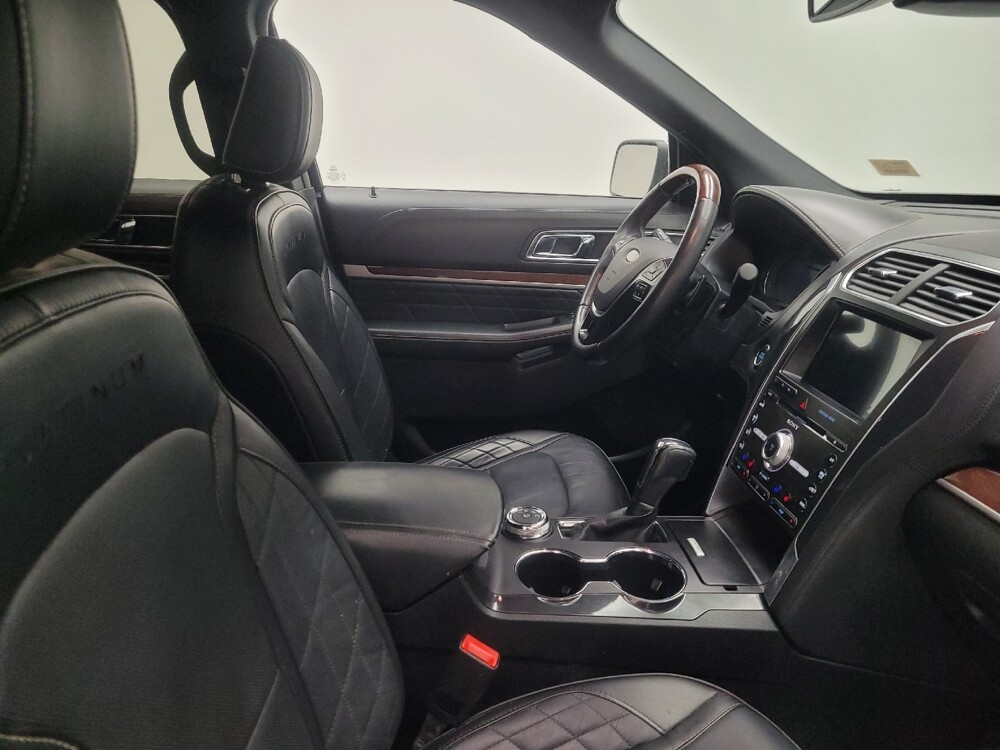 2018 Ford Explorer in Highland, IN 46322 - 18105029 21